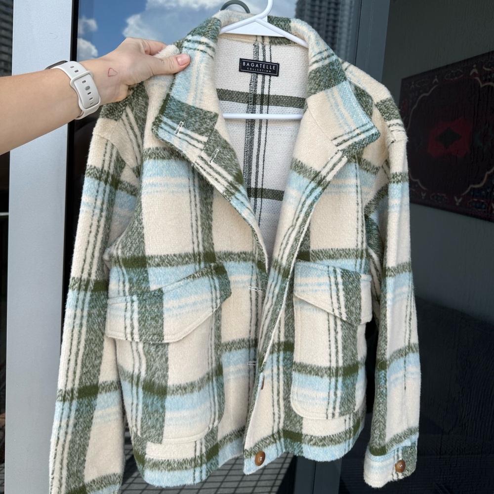 Bagatelle Women's Green and Cream Plaid Utility Jacket NEW (no tag) size S/M